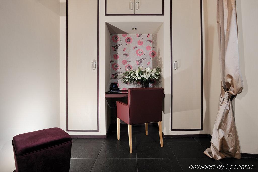 Roma Dreaming Aparthotel Δωμάτιο φωτογραφία