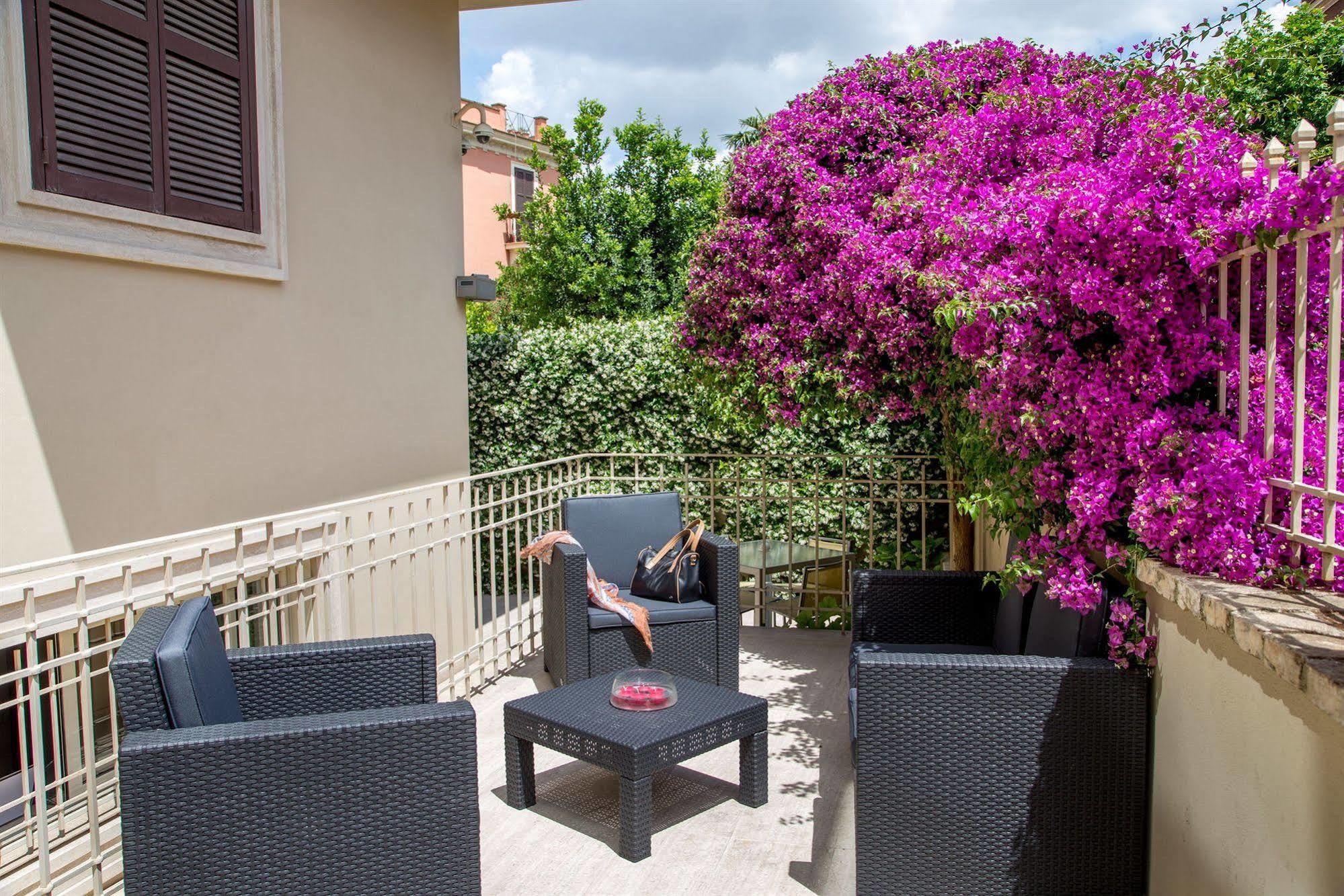 Roma Dreaming Aparthotel Εξωτερικό φωτογραφία